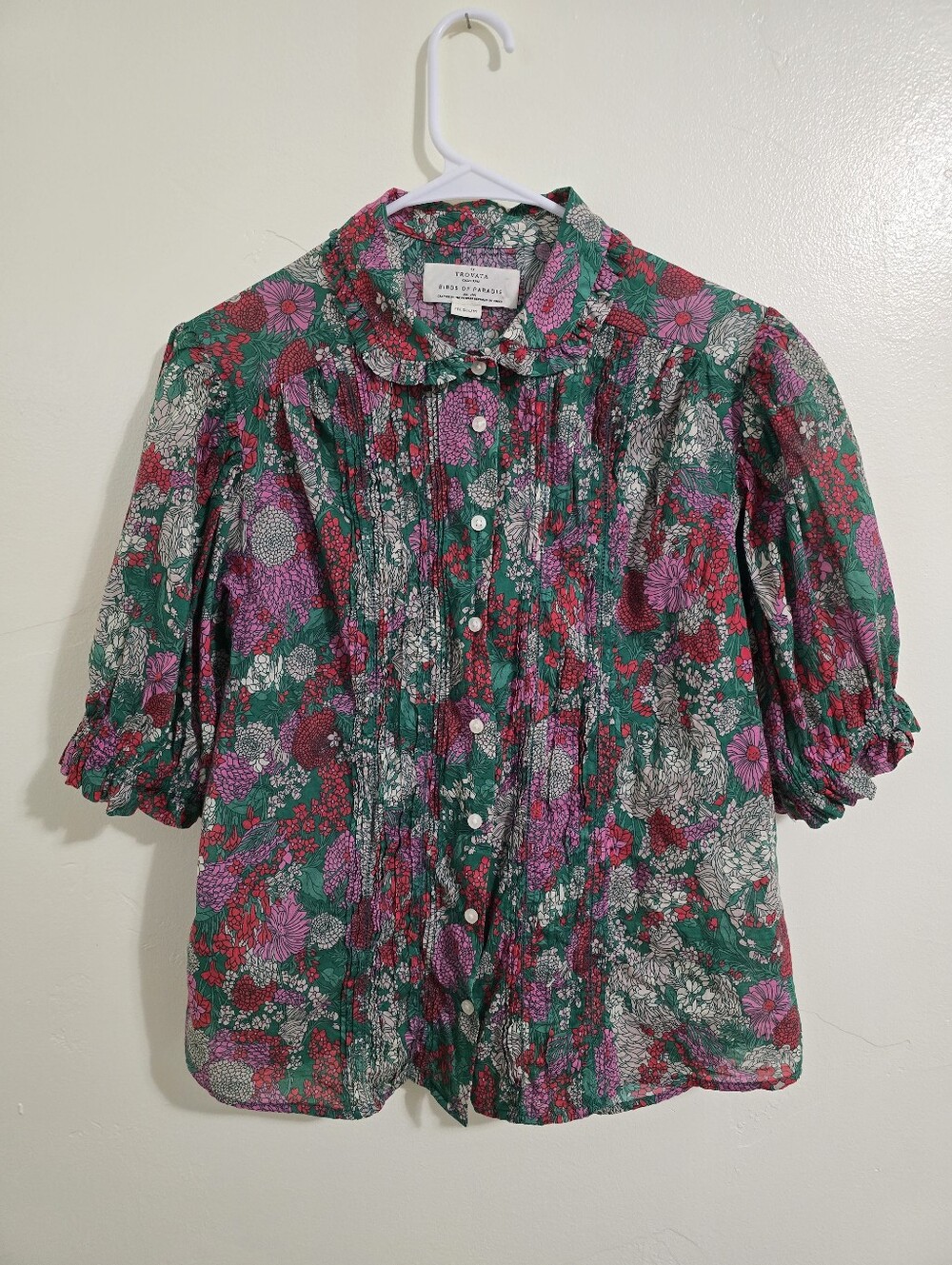 Trovata Girls Floral Puff-Sleeve Button-Up Shirt in Green/Pink/White